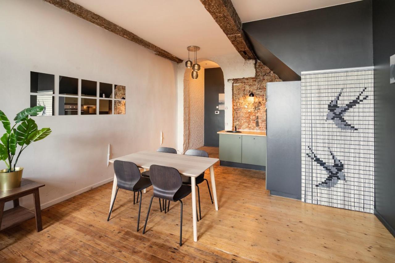 Charming Two-Bedroom River Side Apartment Antwerpen Eksteriør billede