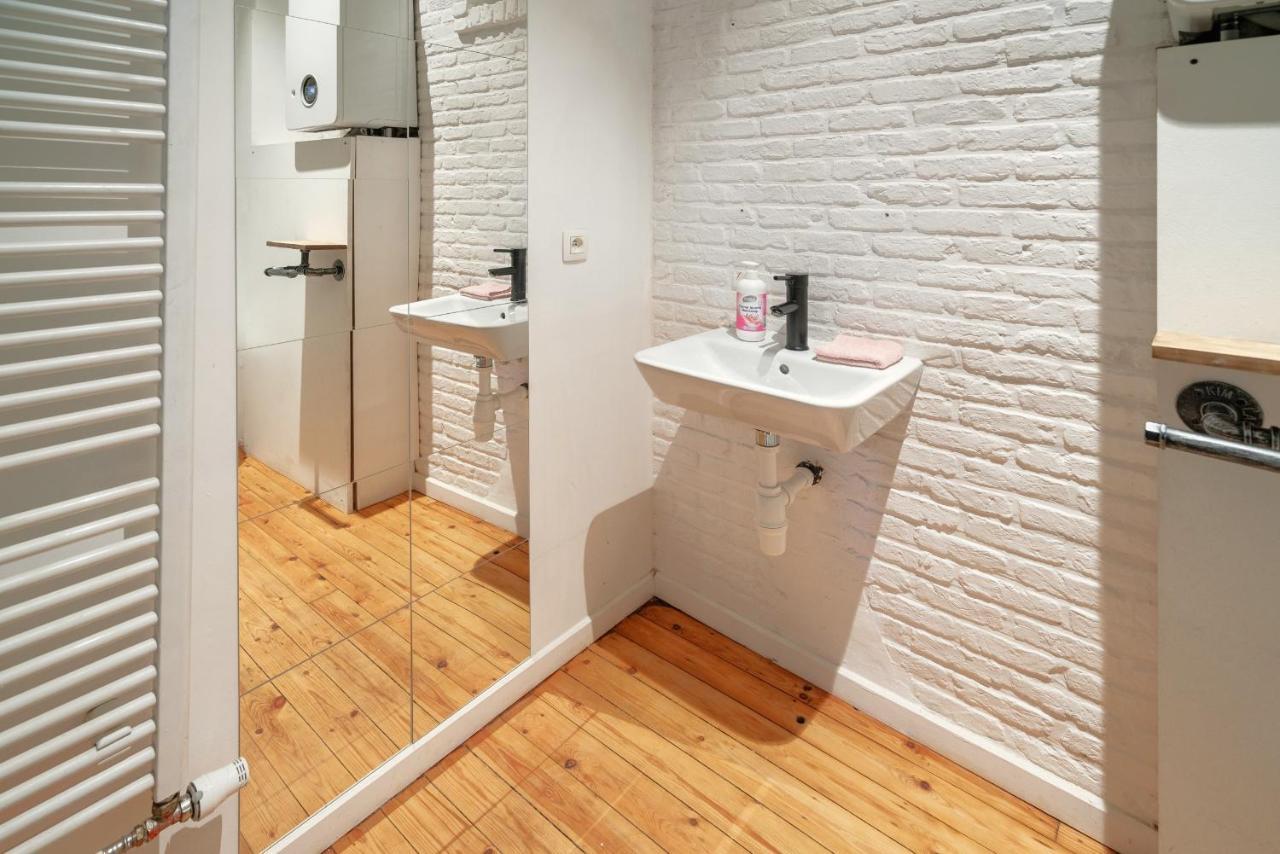 Charming Two-Bedroom River Side Apartment Antwerpen Eksteriør billede