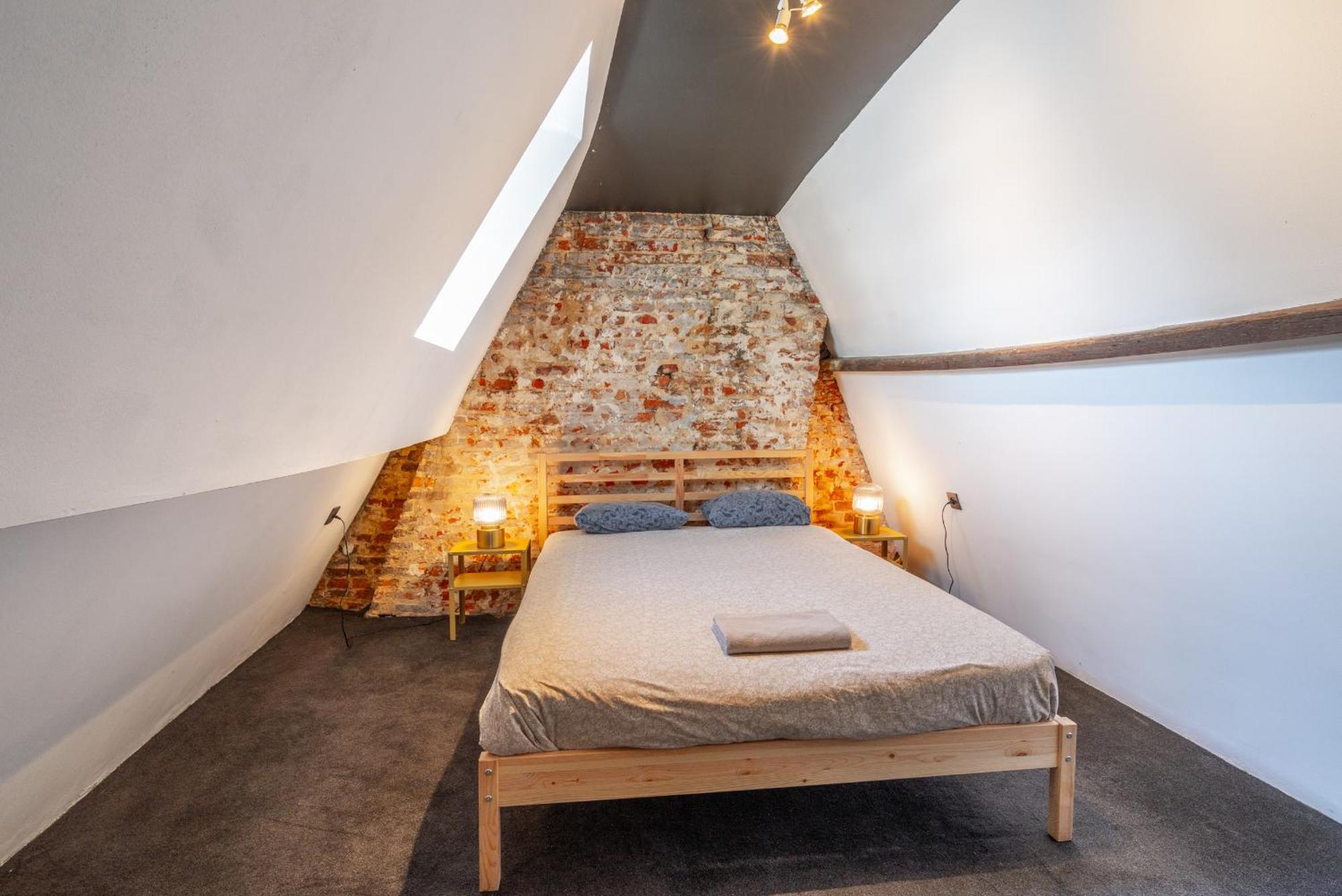 Charming Two-Bedroom River Side Apartment Antwerpen Eksteriør billede