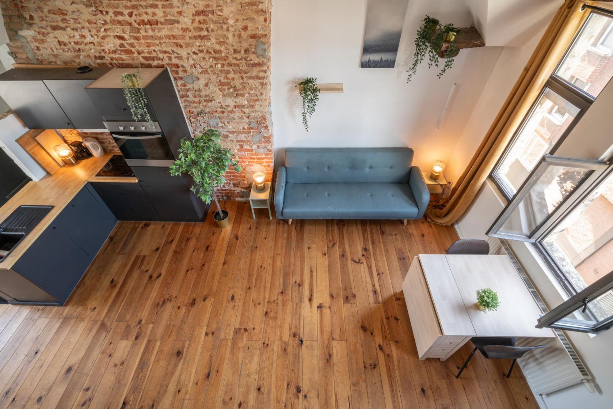 Charming Two-Bedroom River Side Apartment Antwerpen Eksteriør billede
