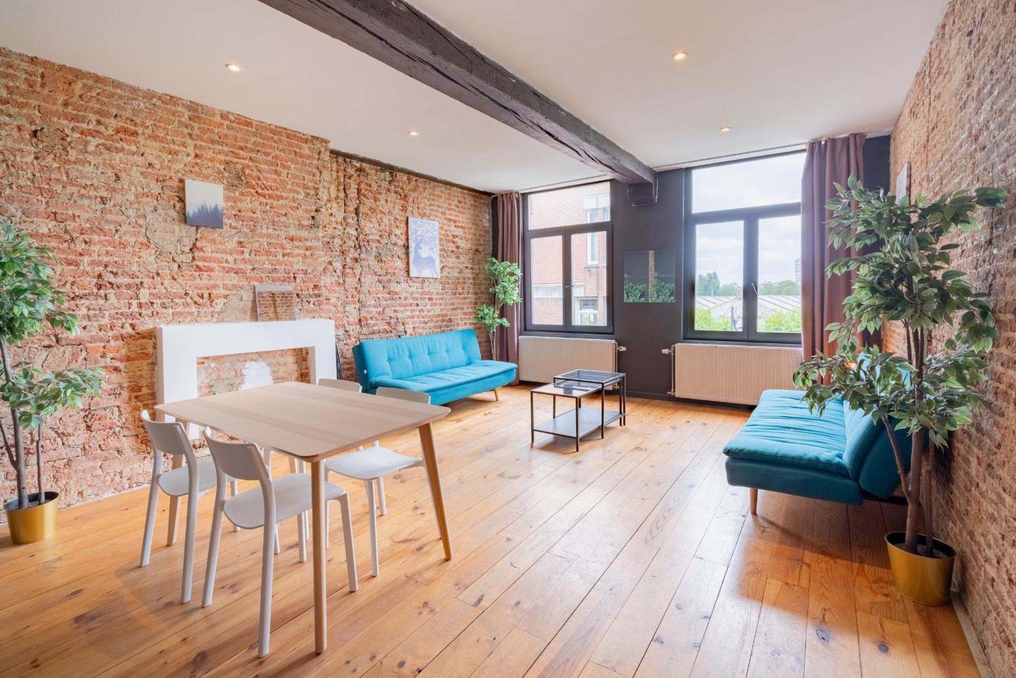 Charming Two-Bedroom River Side Apartment Antwerpen Eksteriør billede